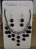 Sieraden set Zwart met ketting en oorbellen