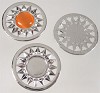 Metalen hanger rond versierd met bloem 30 mm 