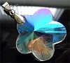 Kristallen hanger bloem ca. 30 mm doorsnee met Ab glans 