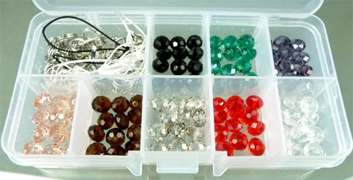 Basispakket met  glaskralen 8 mm,draad en meer